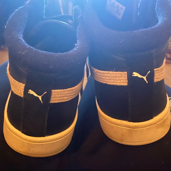 Puma Unisex Court Legend Shoes Trainers mid Cut 371119 Black White - Picture 3 of 5